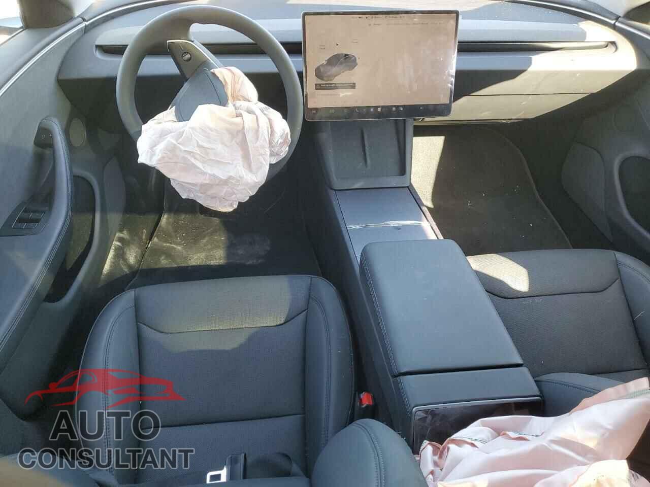TESLA MODEL 3 2024 - 5YJ3E1EB6RF847313