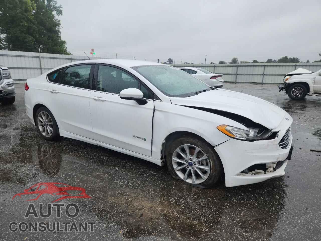 FORD FUSION 2017 - 3FA6P0LU8HR311696