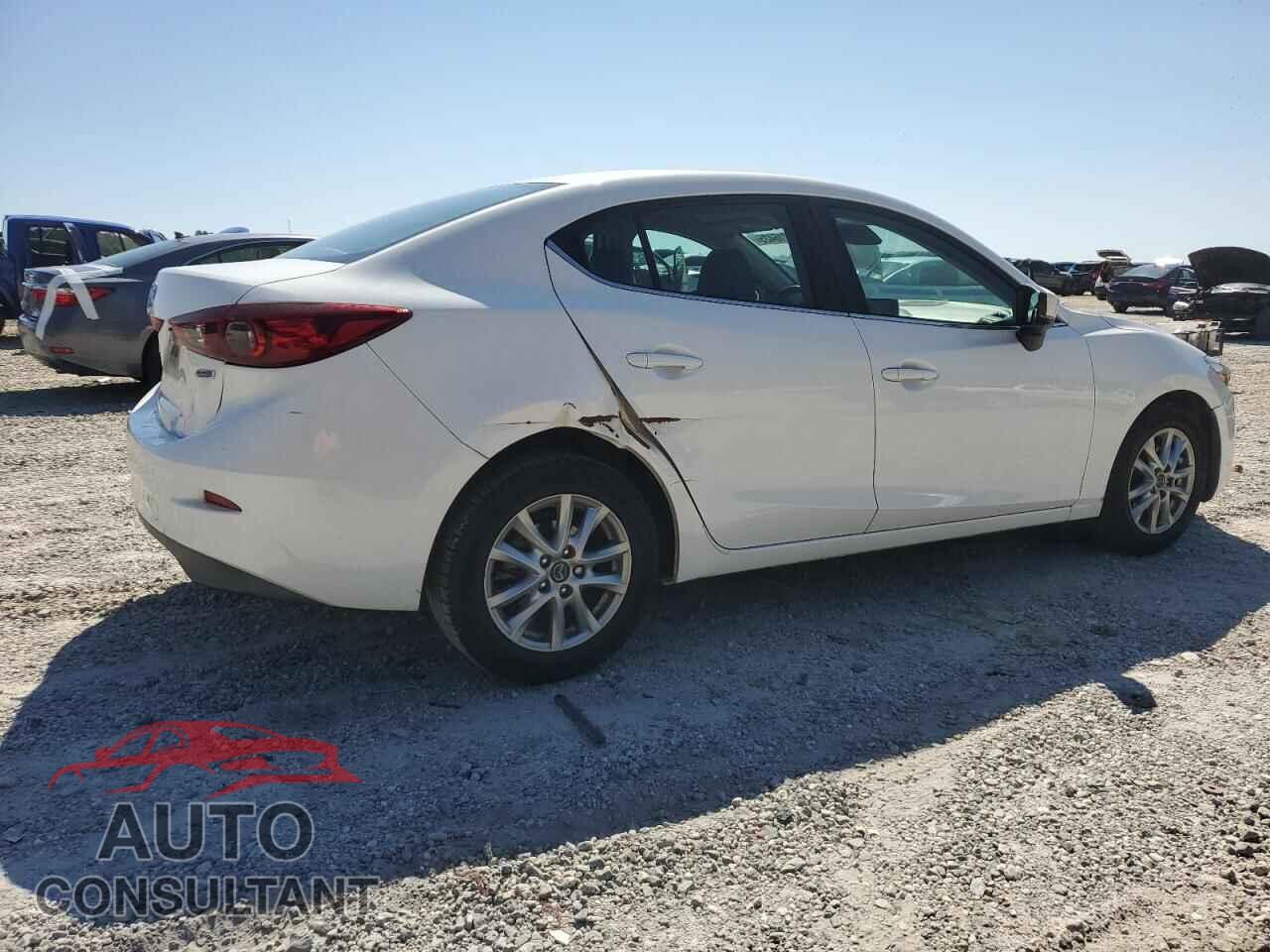 MAZDA 3 2018 - 3MZBN1U72JM188636