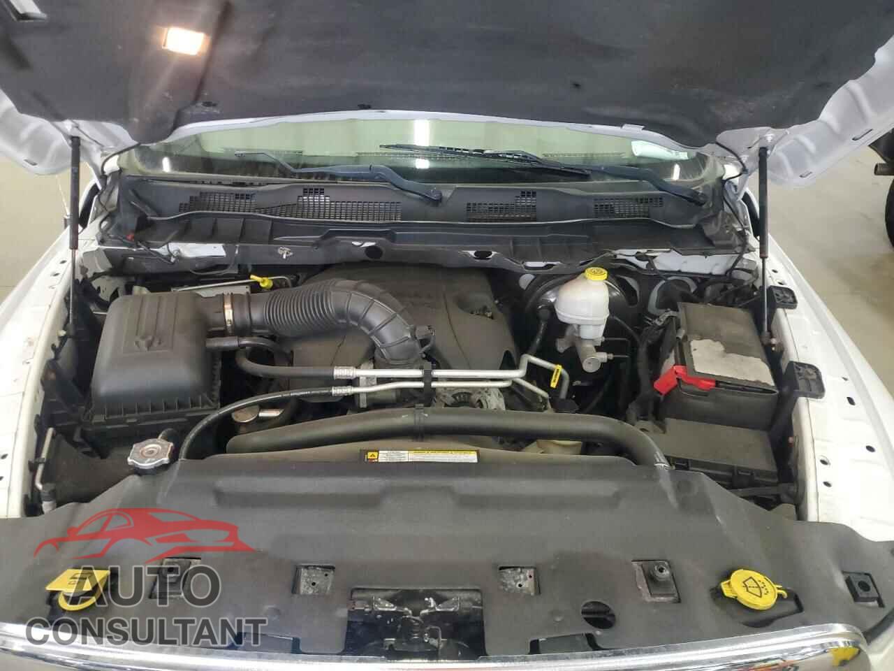 DODGE RAM 1500 2012 - 1C6RD7LT8CS161013