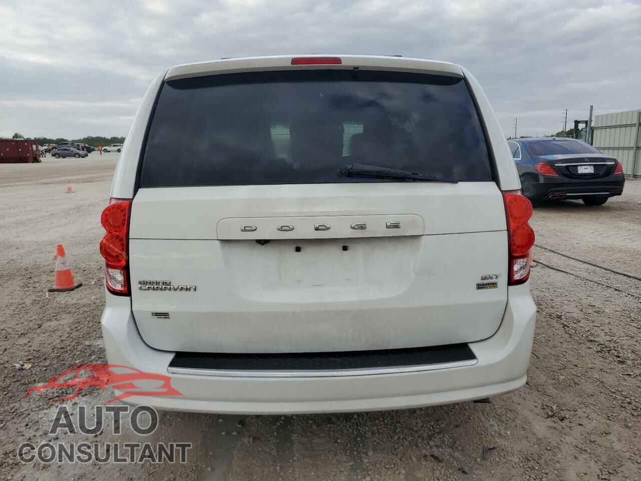 DODGE CARAVAN 2018 - 2C4RDGCG3JR343003