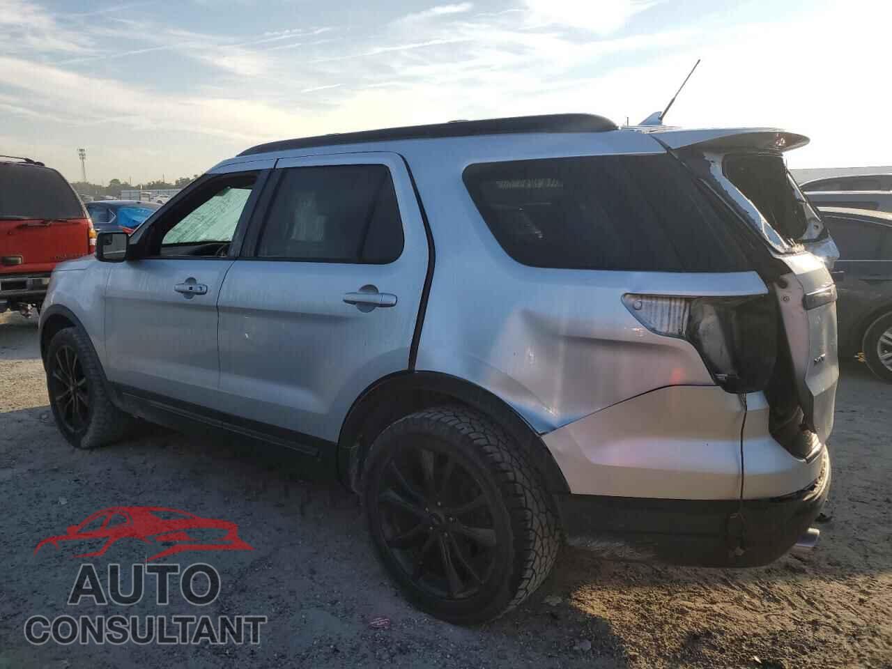 FORD EXPLORER 2018 - 1FM5K7DH2JGC39000