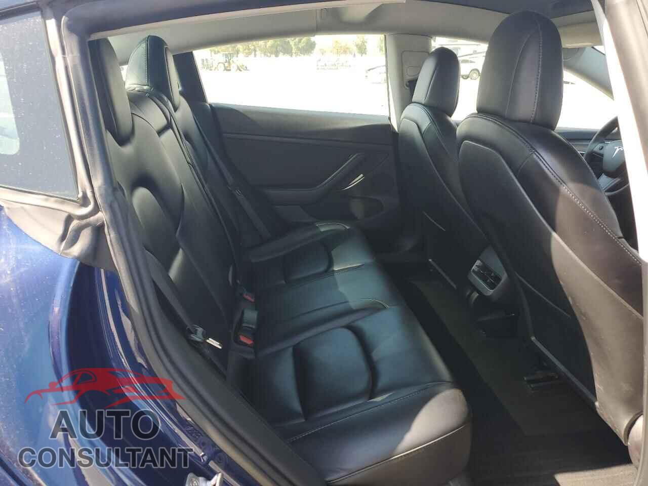 TESLA MODEL 3 2022 - 5YJ3E1EA4NF185233
