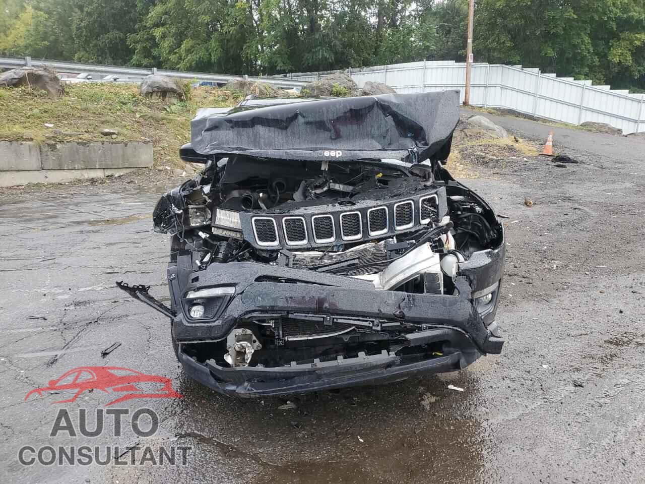 JEEP COMPASS 2018 - 3C4NJDBB8JT112686