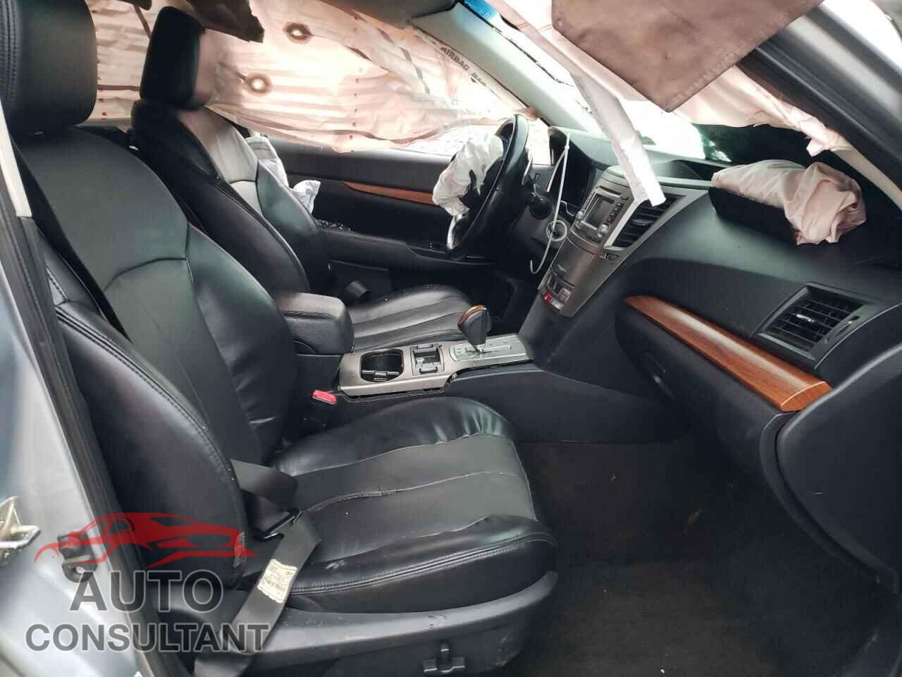 SUBARU OUTBACK 2014 - 4S4BRBLC2E3213405