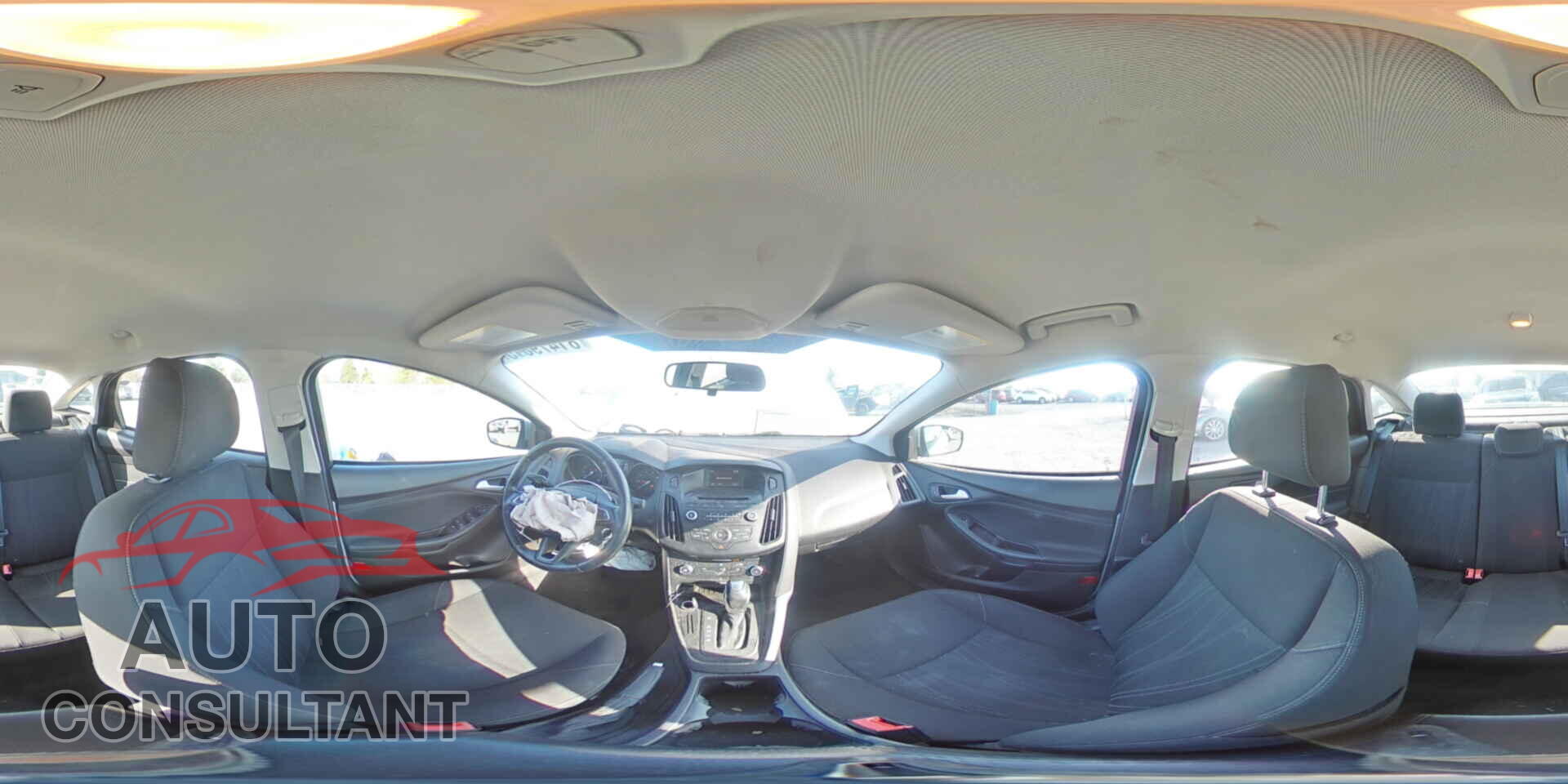FORD FOCUS 2015 - 1FADP3F23FL300930