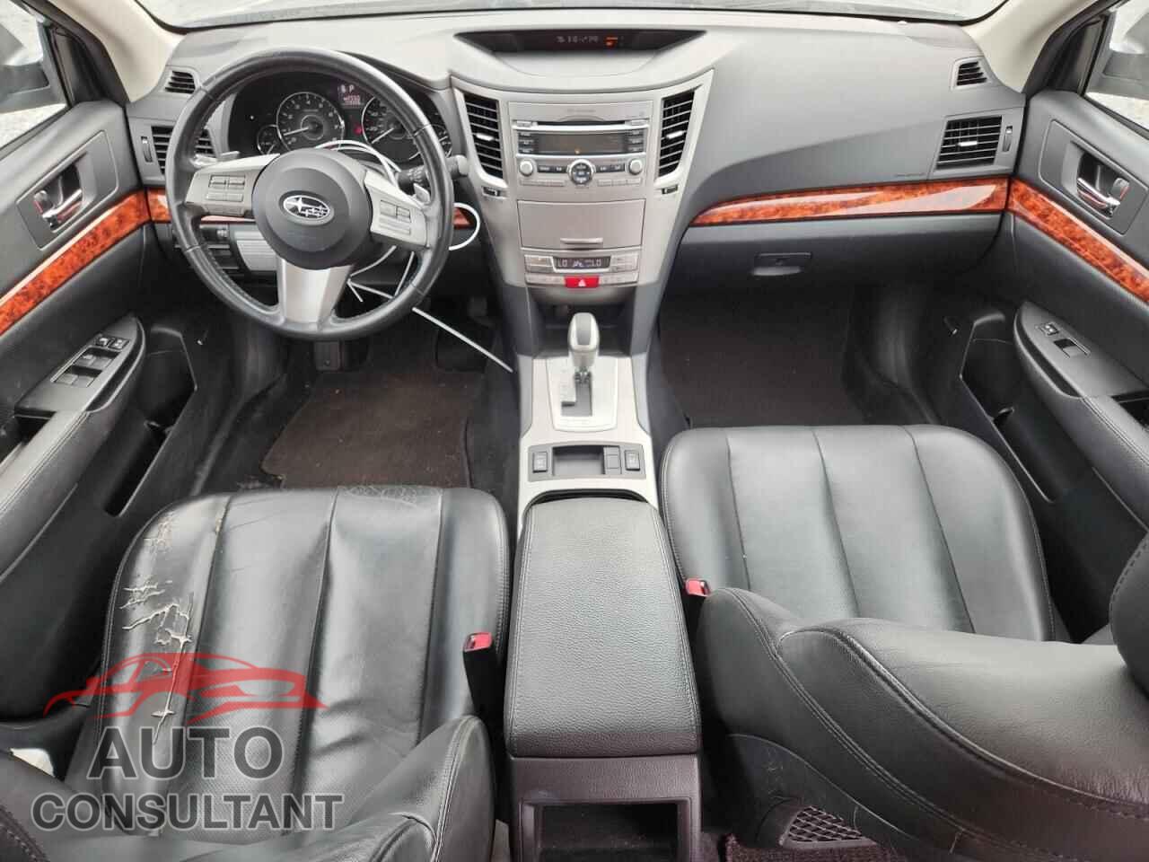 SUBARU OUTBACK 2011 - 4S4BRBKC3B3372396