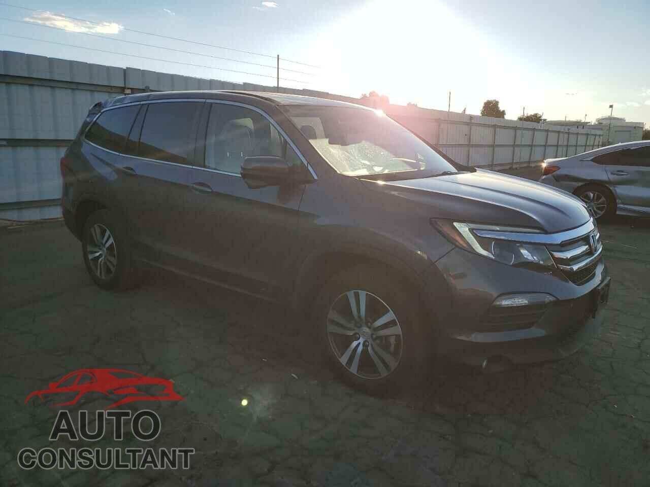 HONDA PILOT 2018 - 5FNYF6H52JB071675