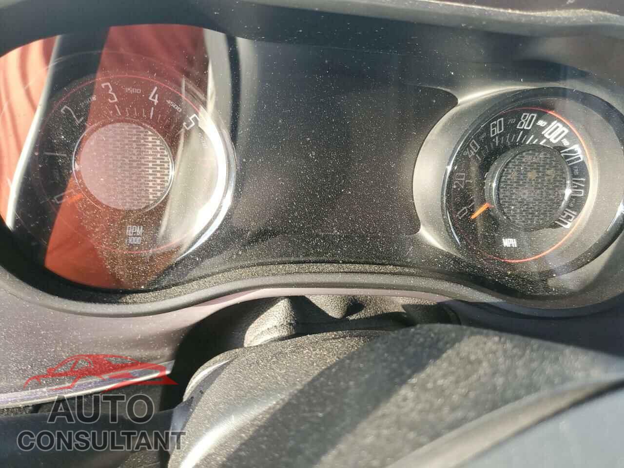 DODGE CHALLENGER 2018 - 2C3CDZBT3JH155477