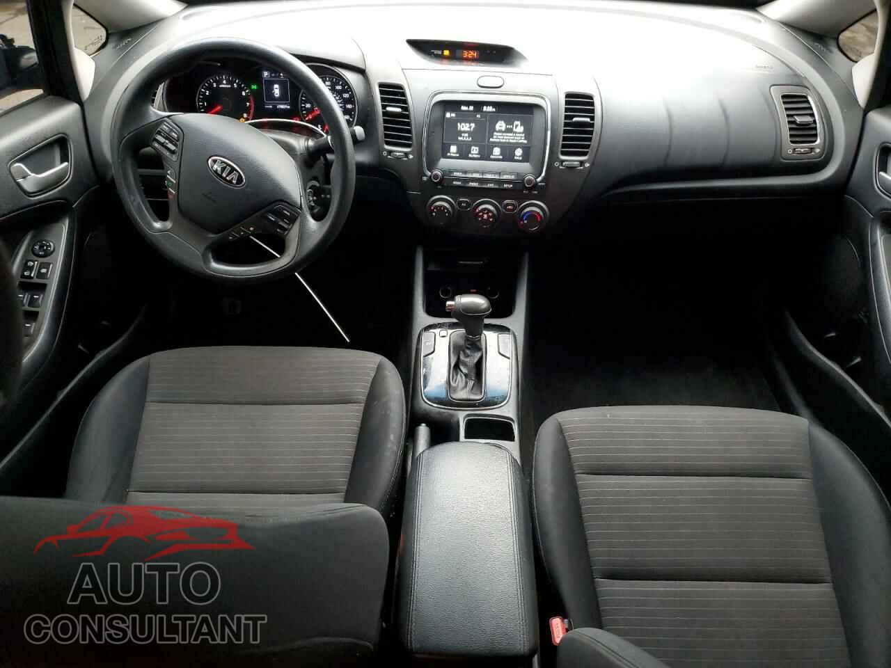 KIA FORTE 2018 - 3KPFL4A78JE190465