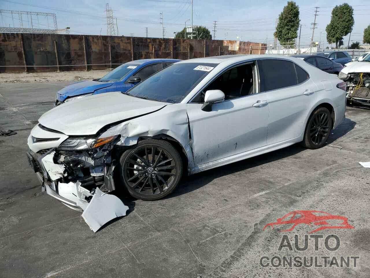 TOYOTA CAMRY 2022 - 4T1K31AK1NU035678