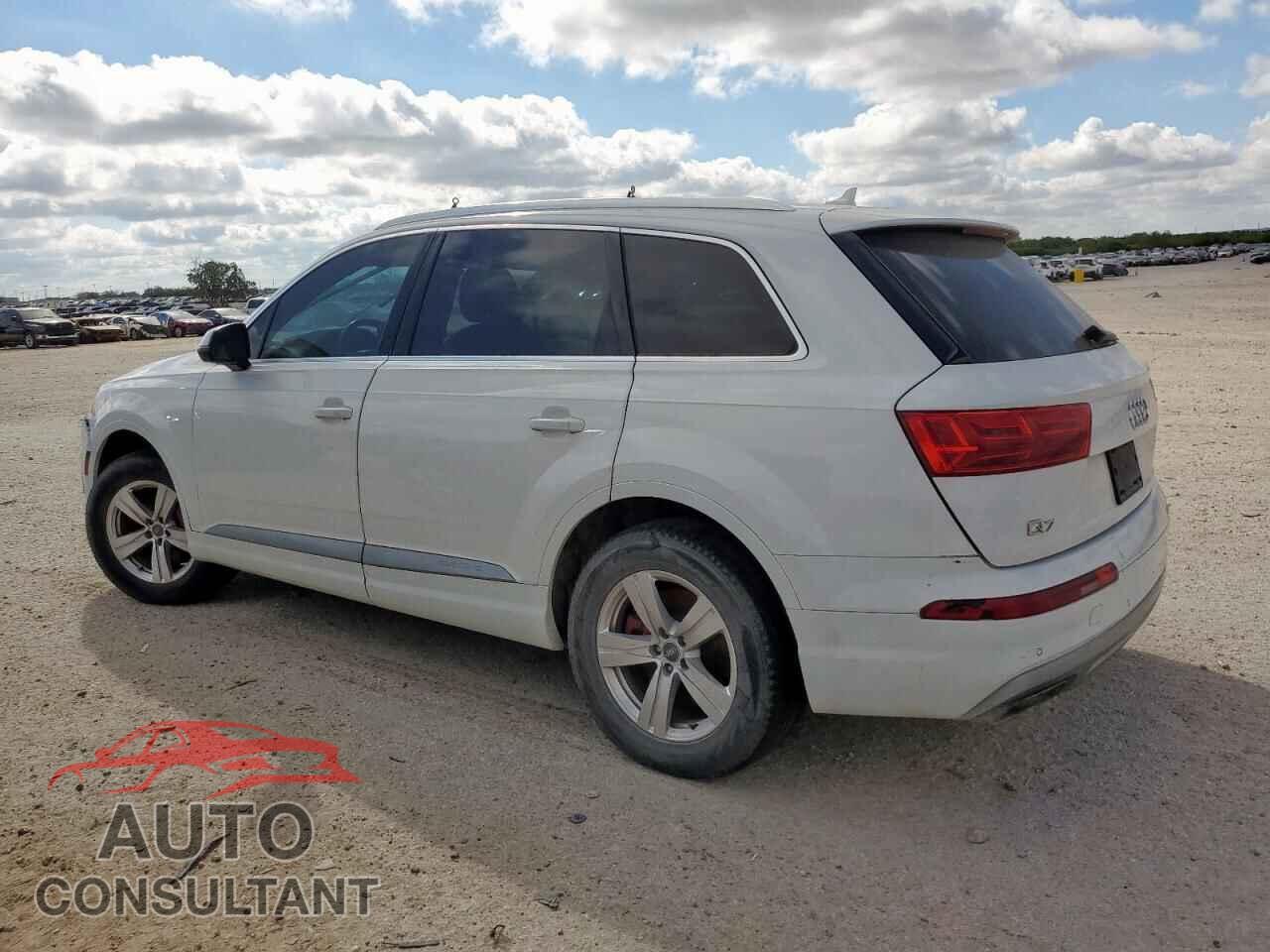 AUDI Q7 2018 - WA1LHAF74JD043230