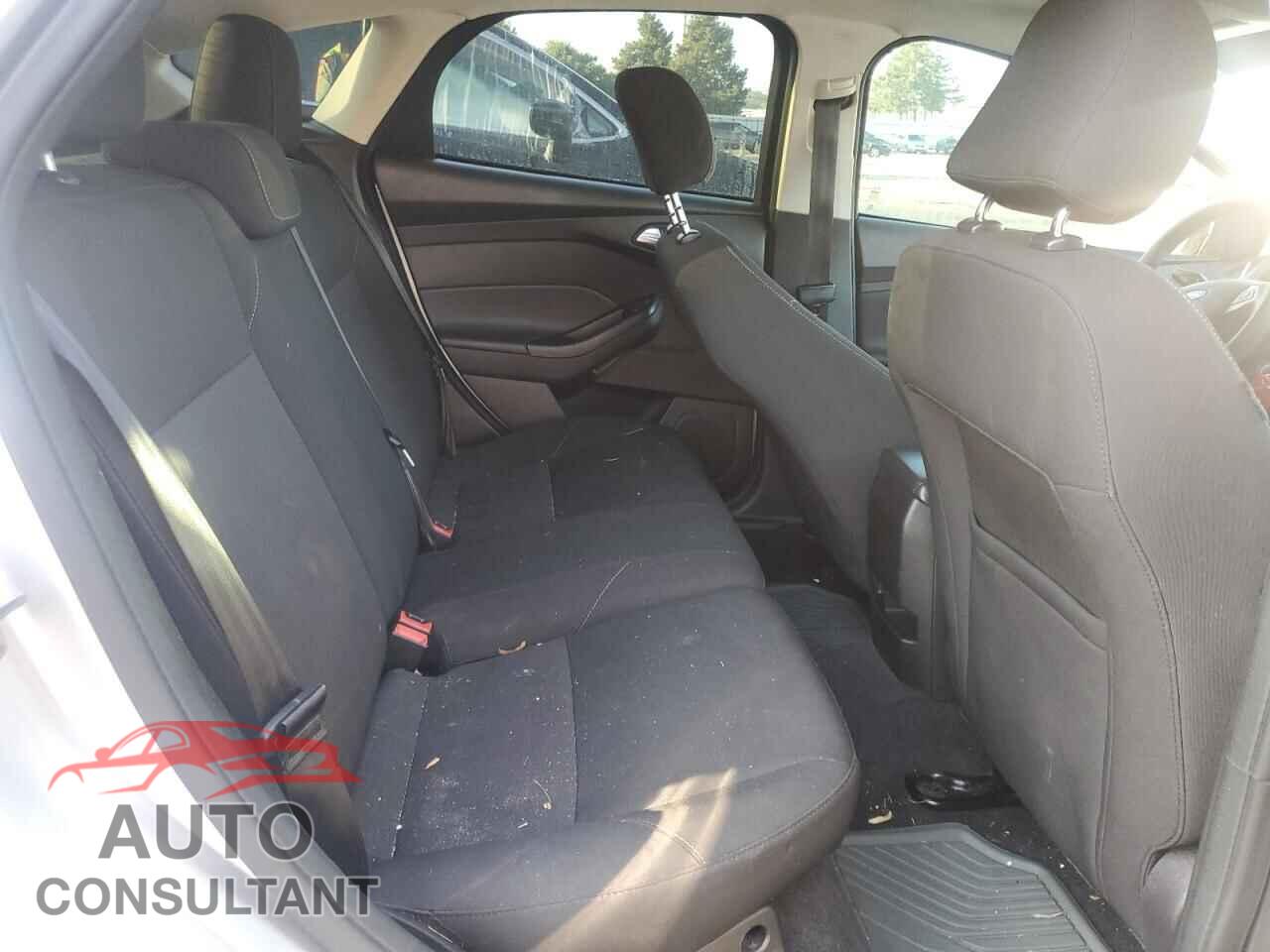 FORD FOCUS 2016 - 1FADP3K21GL263500