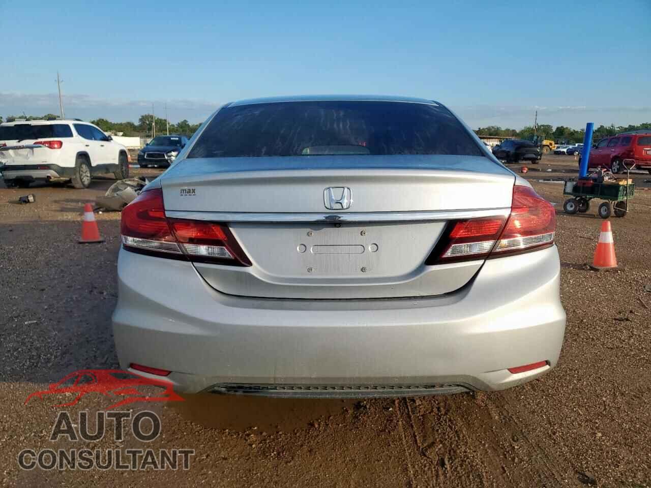 HONDA CIVIC 2013 - 2HGFB2F53DH582374