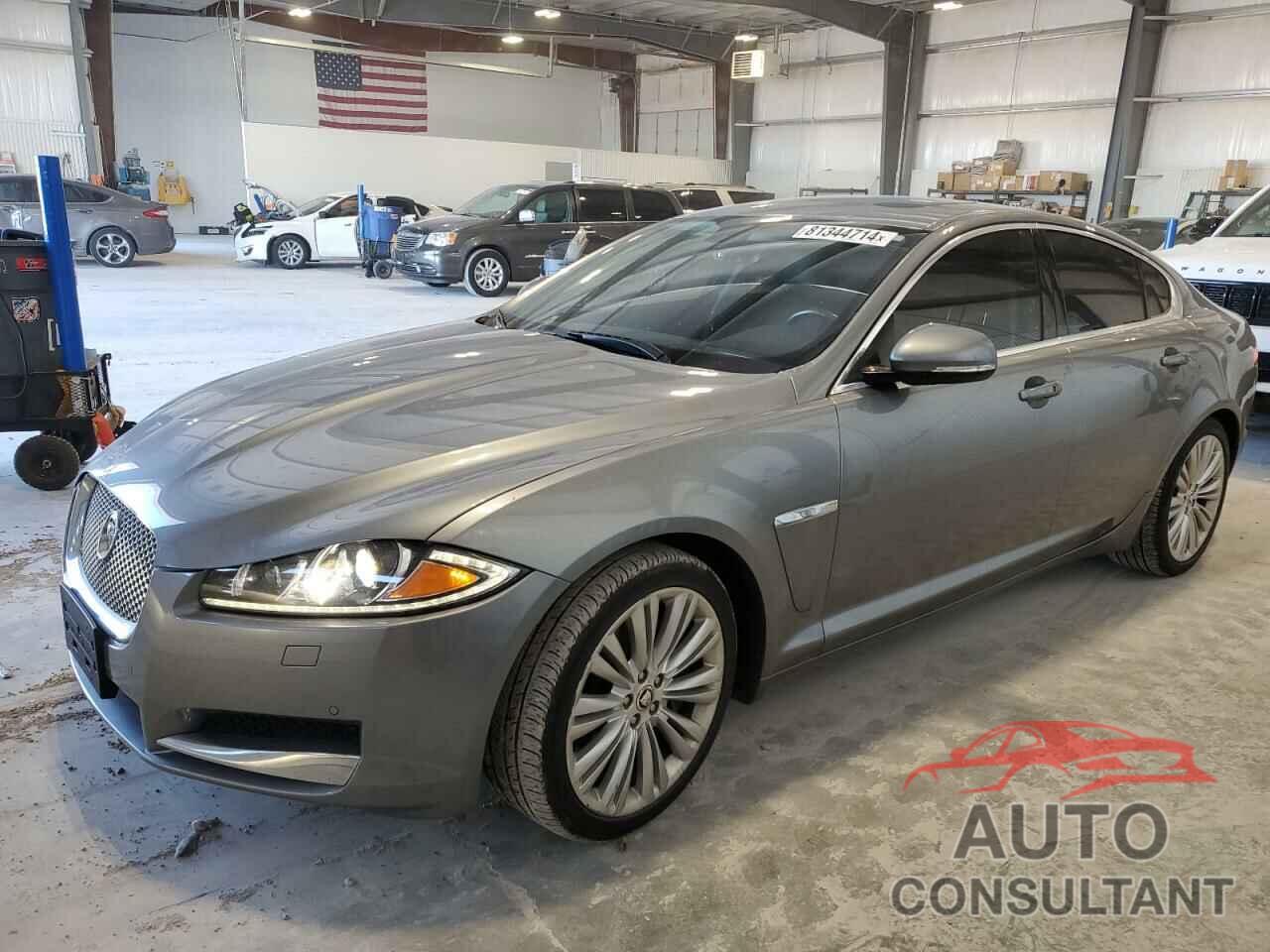 JAGUAR XF 2013 - SAJWJ0EF7D8S85003