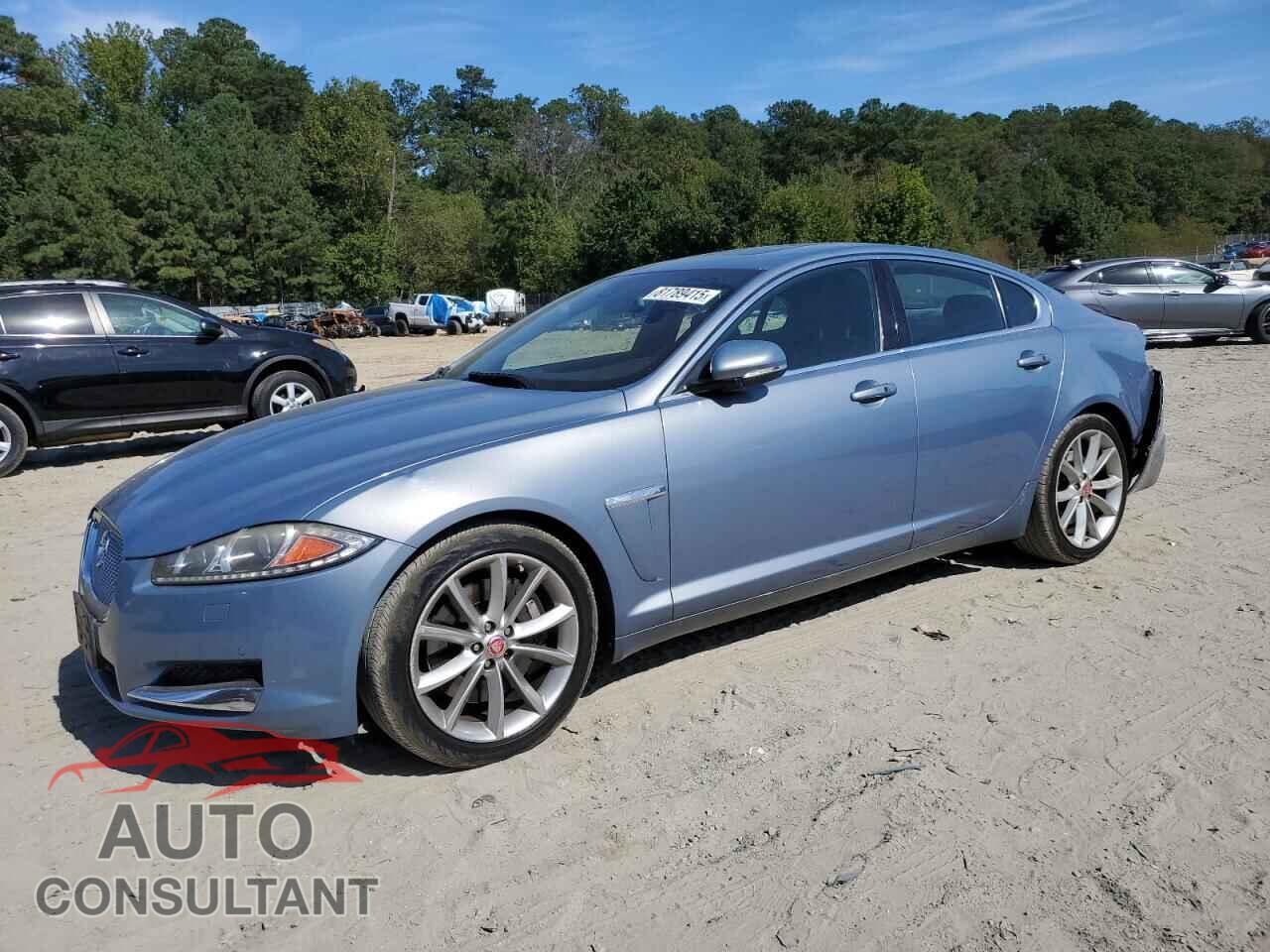 JAGUAR XF 2013 - SAJWJ0EF9D8S92034