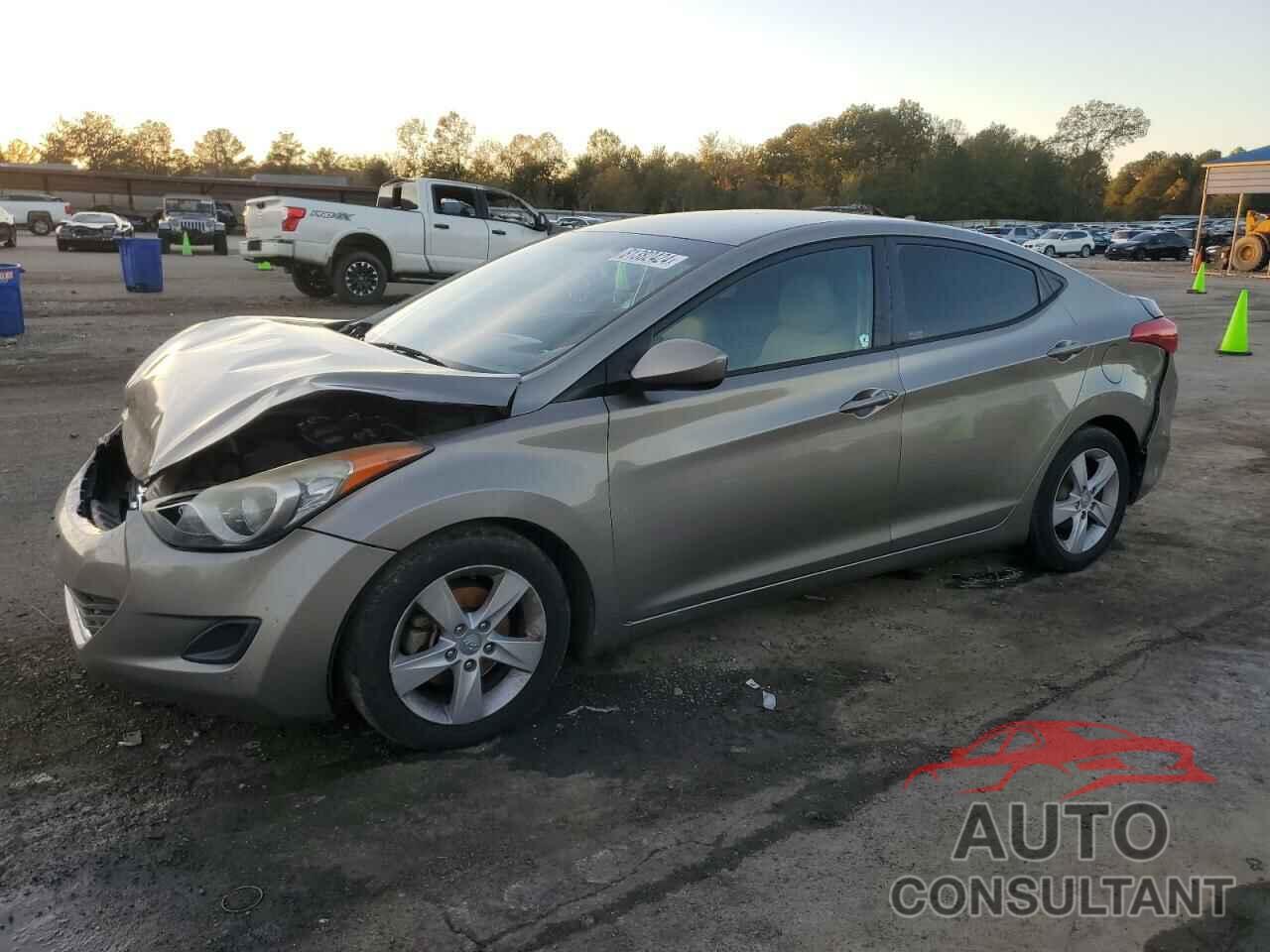 HYUNDAI ELANTRA 2013 - 5NPDH4AE9DH356869