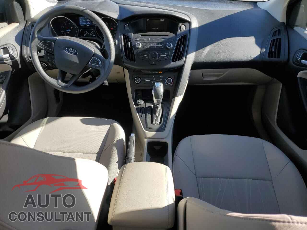 FORD FOCUS 2015 - 1FADP3F27FL237735