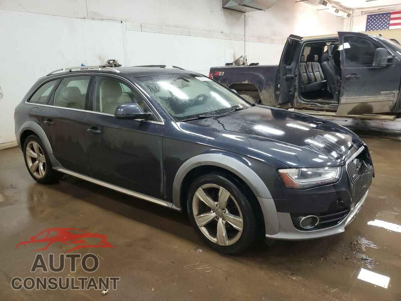AUDI A4 2013 - WA1UFAFL3DA144305