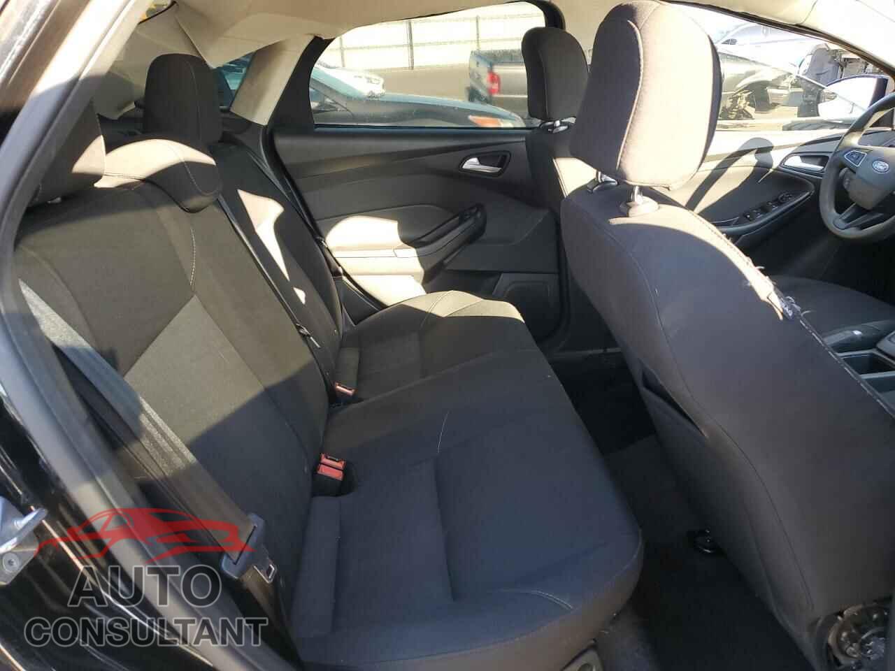FORD FOCUS 2016 - 1FADP3F29GL383829