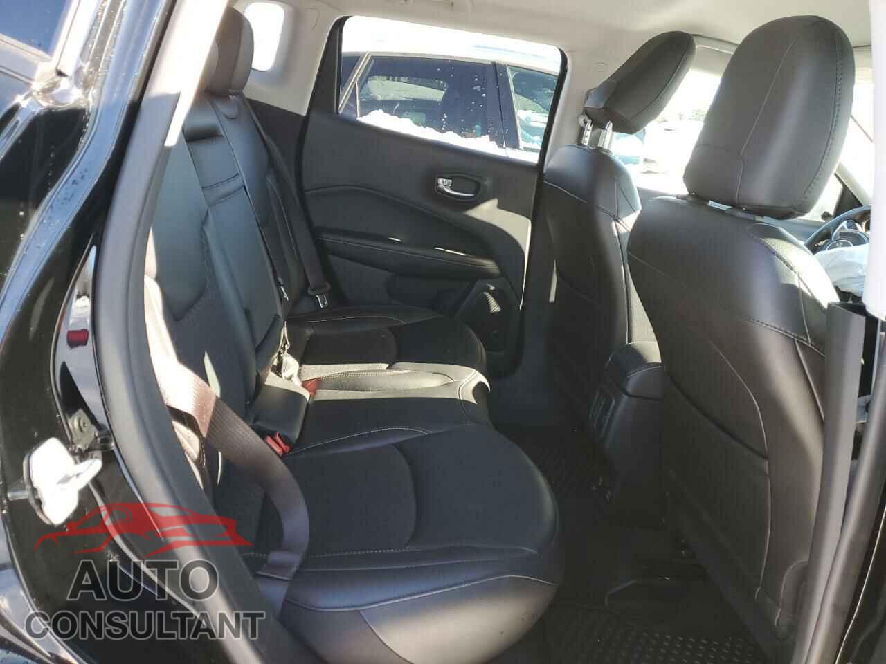 JEEP COMPASS 2020 - 3C4NJDBB6LT138562
