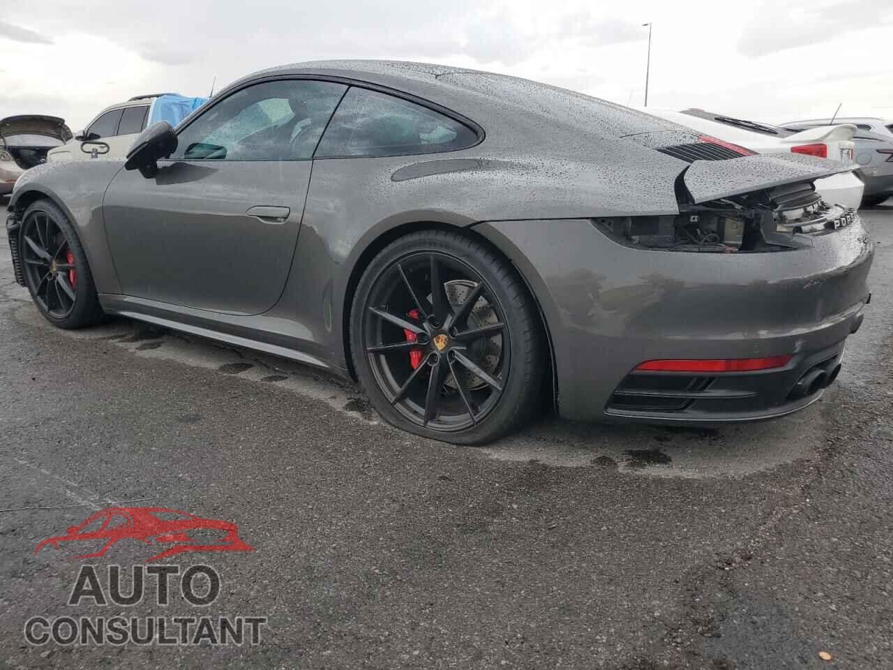 PORSCHE 911 2024 - WP0AB2A91RS221227
