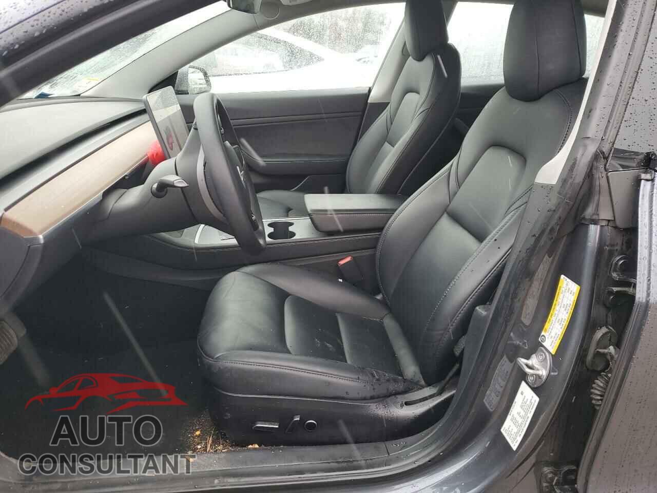 TESLA MODEL 3 2021 - 5YJ3E1EA0MF907358