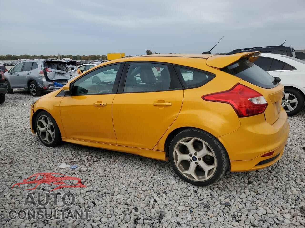 FORD FOCUS 2013 - 1FADP3L97DL172433