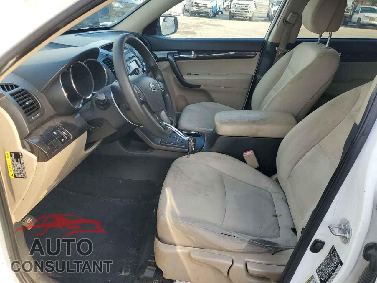 KIA SORENTO 2013 - 5XYKT4A25DG389760