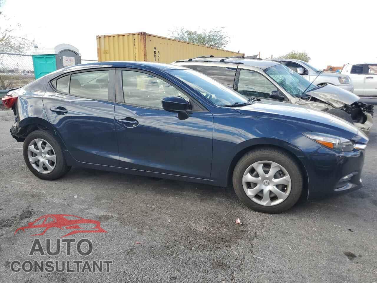 MAZDA 3 2018 - 3MZBN1U79JM168528