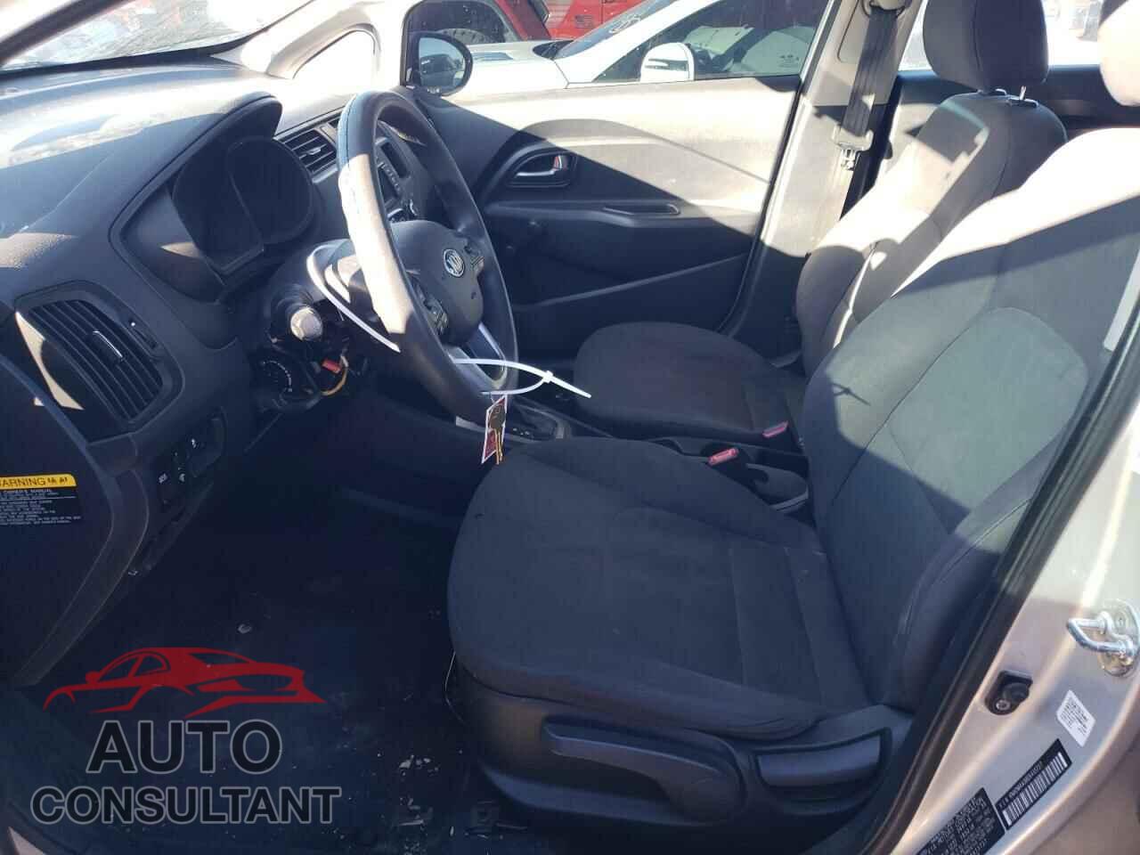 KIA RIO 2014 - KNADM4A38E6413727