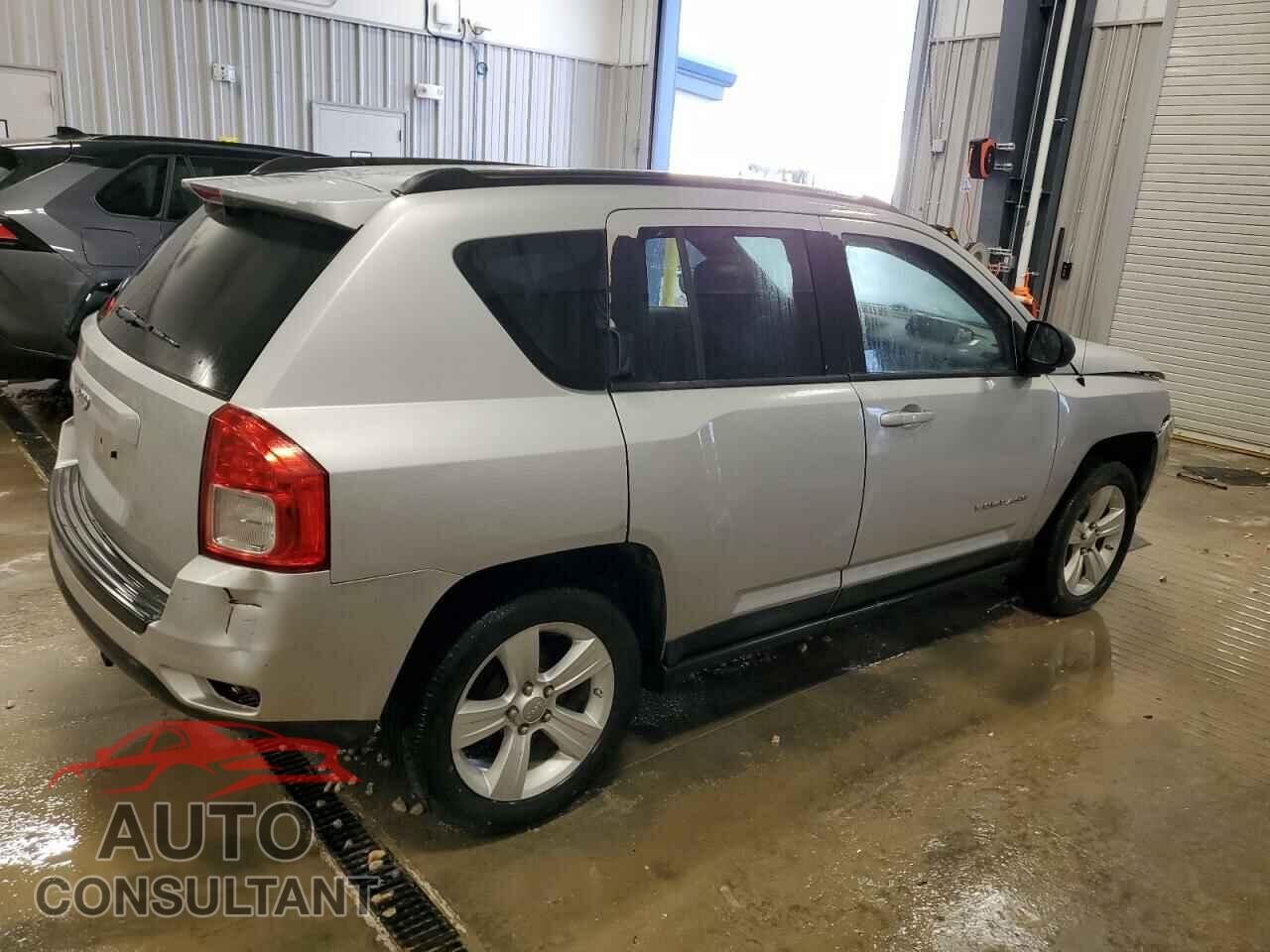 JEEP COMPASS 2011 - 1J4NT1FB0BD245673