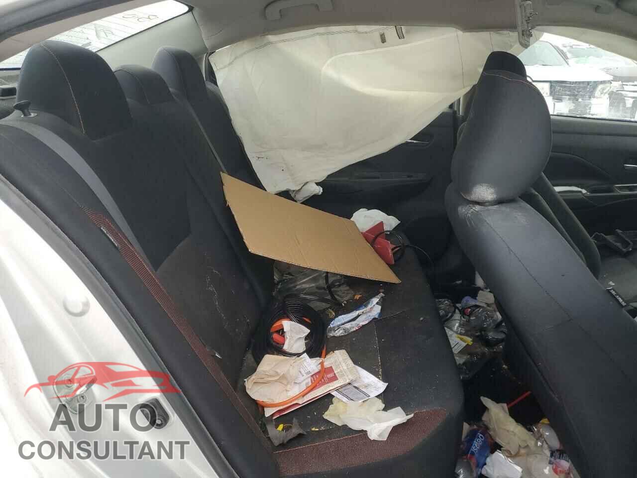 NISSAN VERSA 2020 - 3N1CN8FV2LL800972
