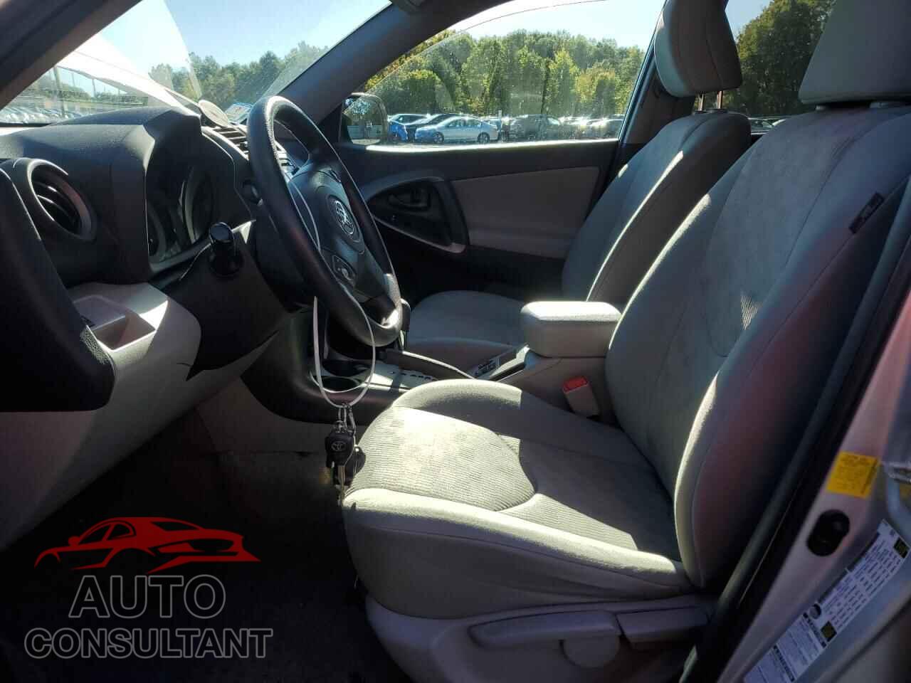 TOYOTA RAV4 2012 - 2T3BF4DV2CW229607