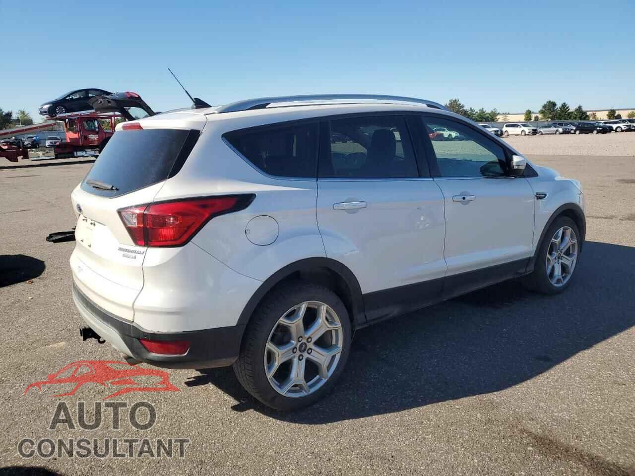 FORD ESCAPE 2019 - 1FMCU0J97KUC27255