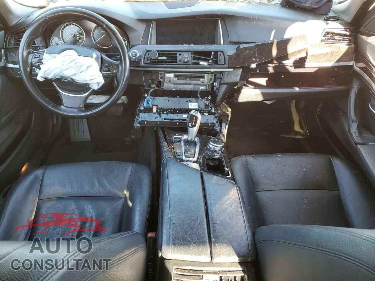 BMW 5 SERIES 2015 - WBA5B1C53FD921995