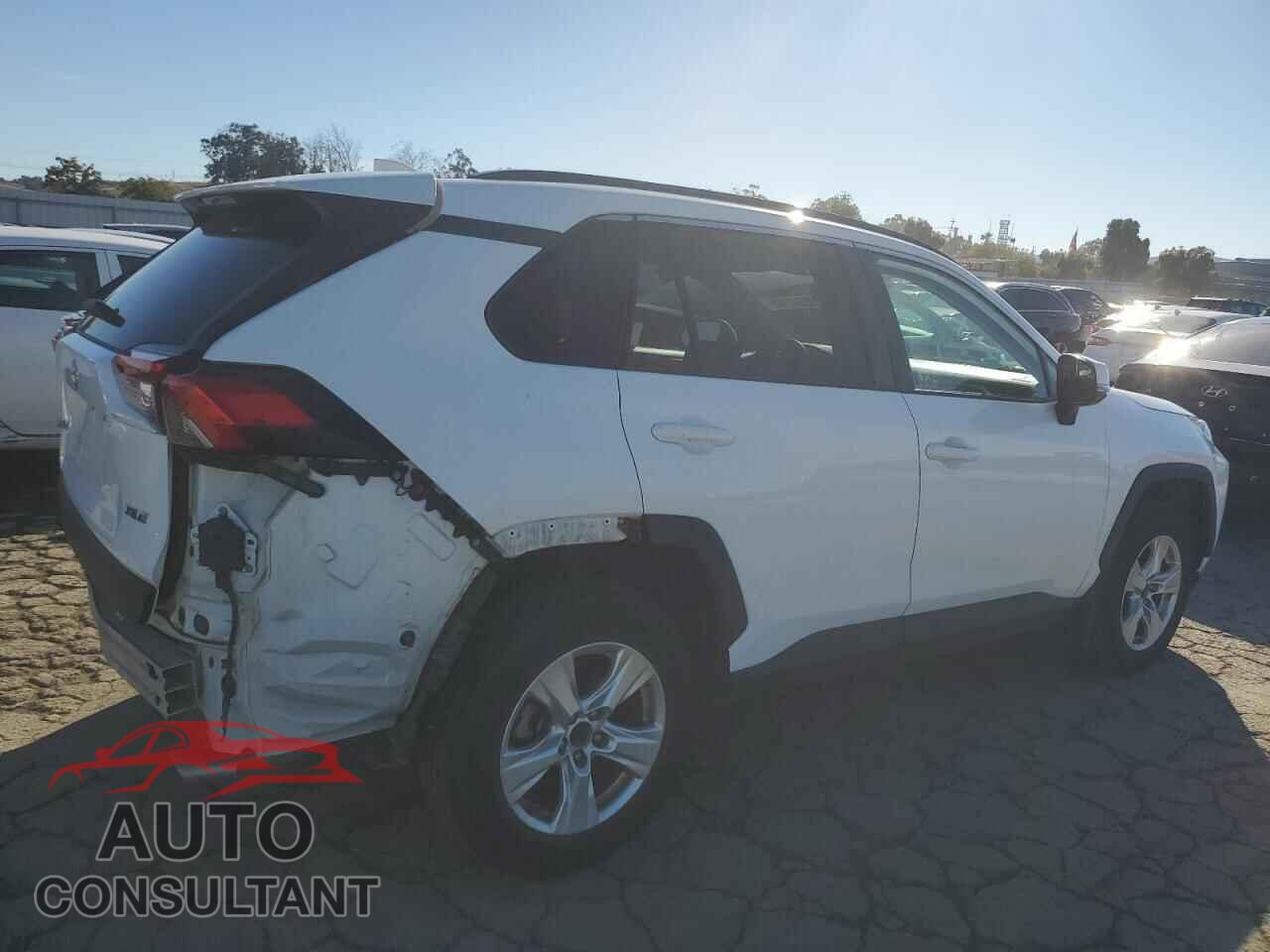 TOYOTA RAV4 2019 - 2T3W1RFV6KC026097