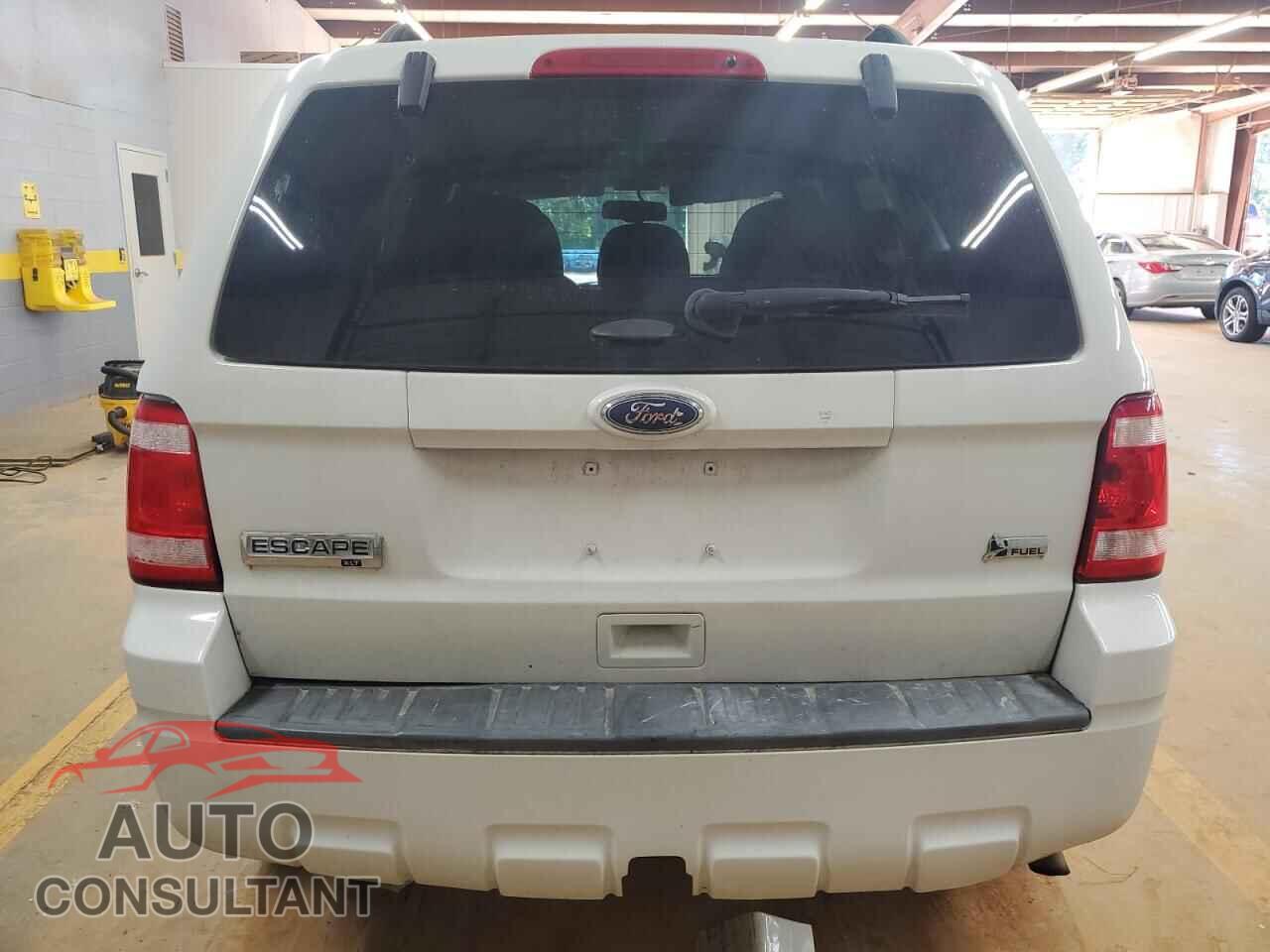 FORD ESCAPE 2011 - 1FMCU0D76BKA25335