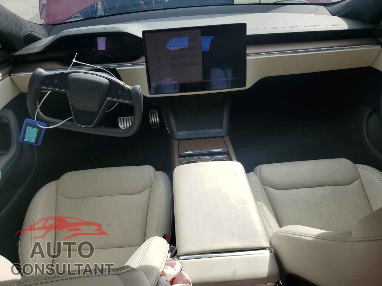 TESLA MODEL S 2024 - 5YJSA1E50RF542388