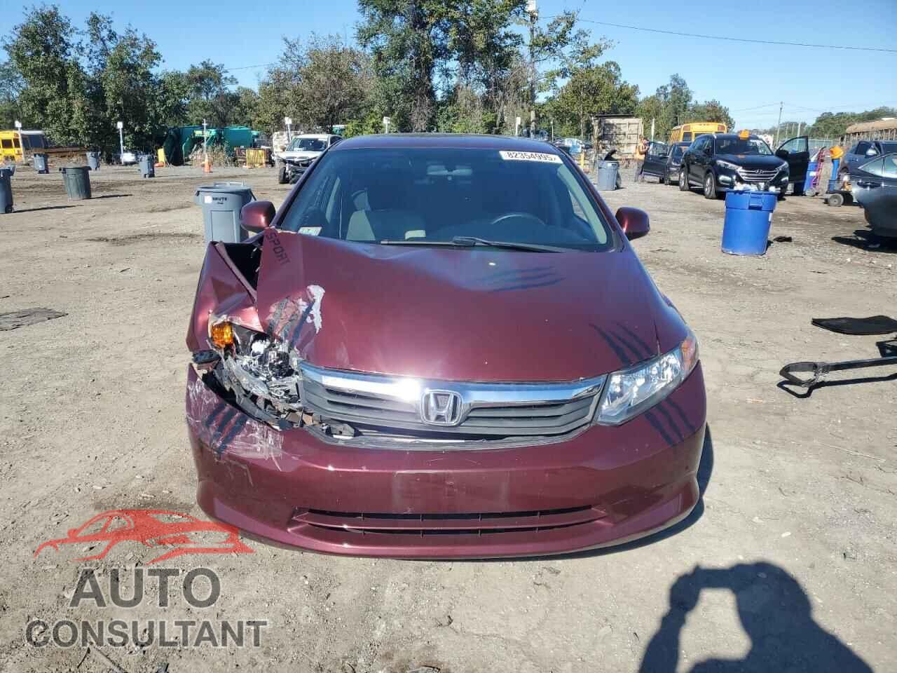 HONDA CIVIC 2012 - 2HGFB2F51CH567886