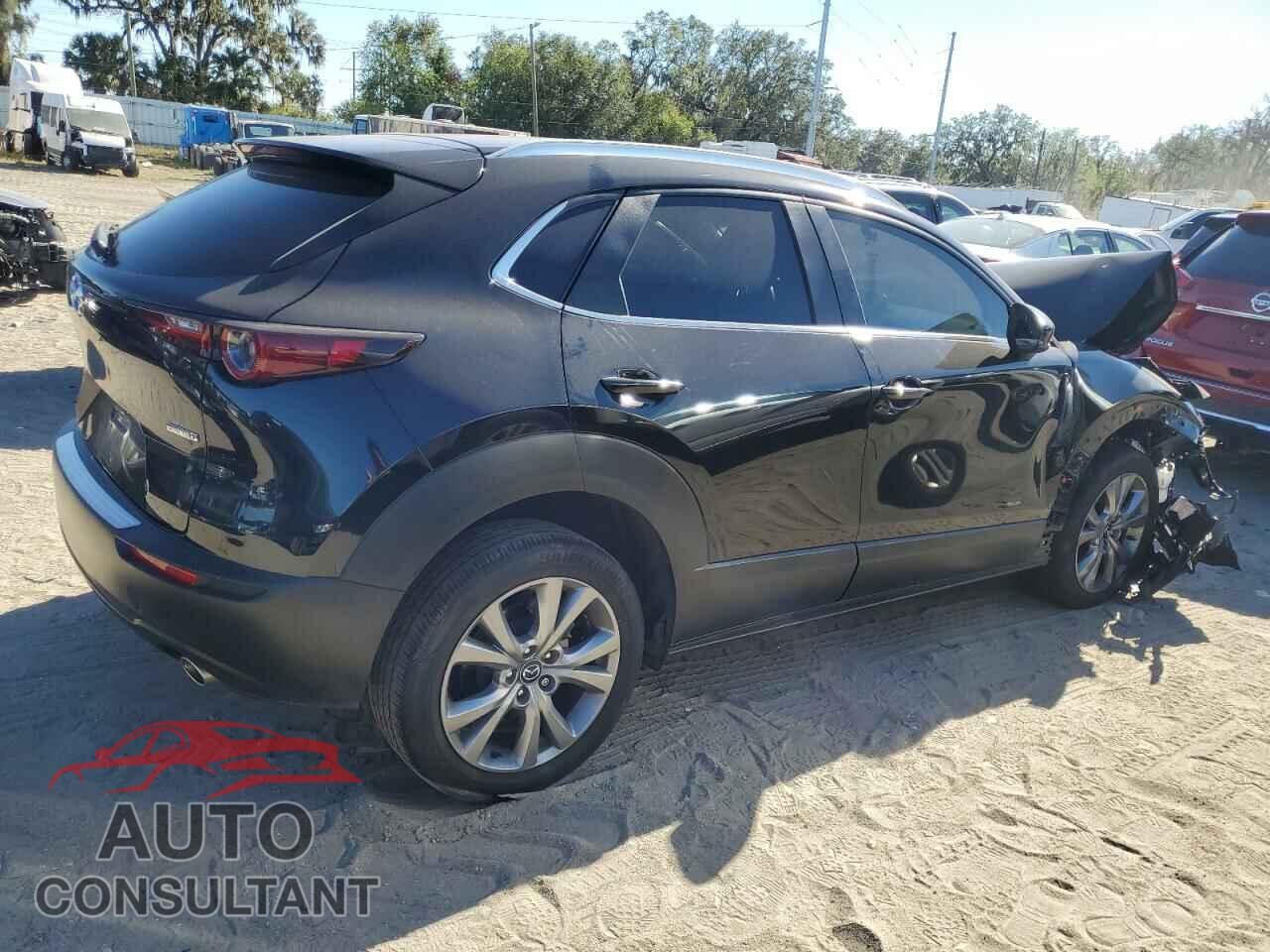 MAZDA CX30 2023 - 3MVDMBBM0PM533697