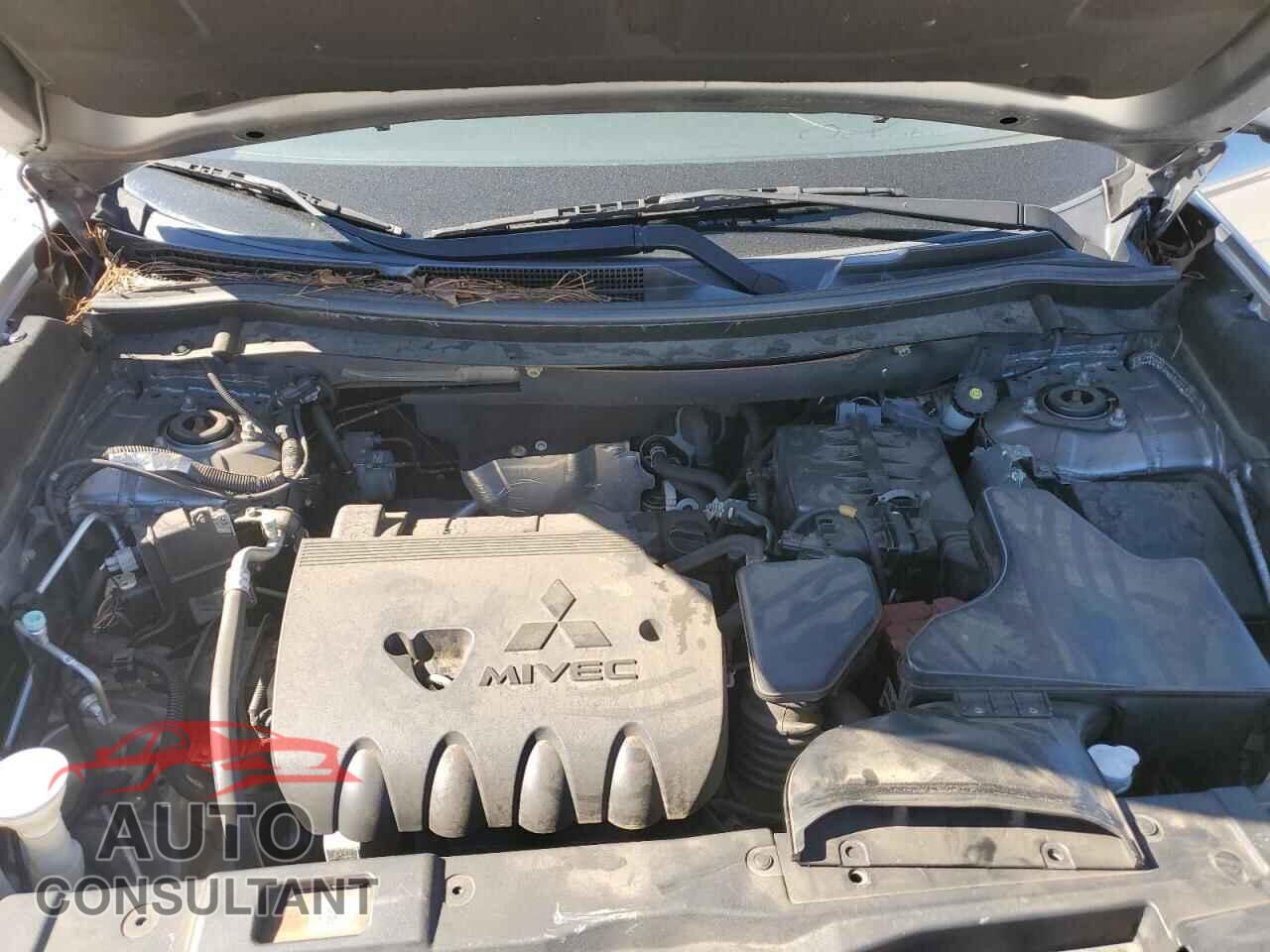MITSUBISHI OUTLANDER 2017 - JA4AD3A30HZ001086