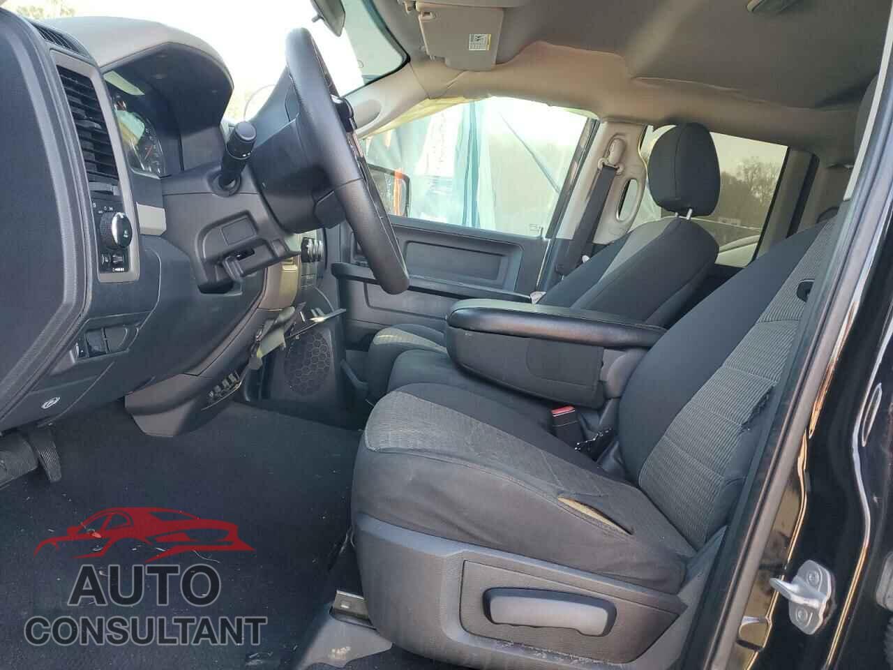 DODGE RAM 1500 2012 - 1C6RD7FT2CS264830
