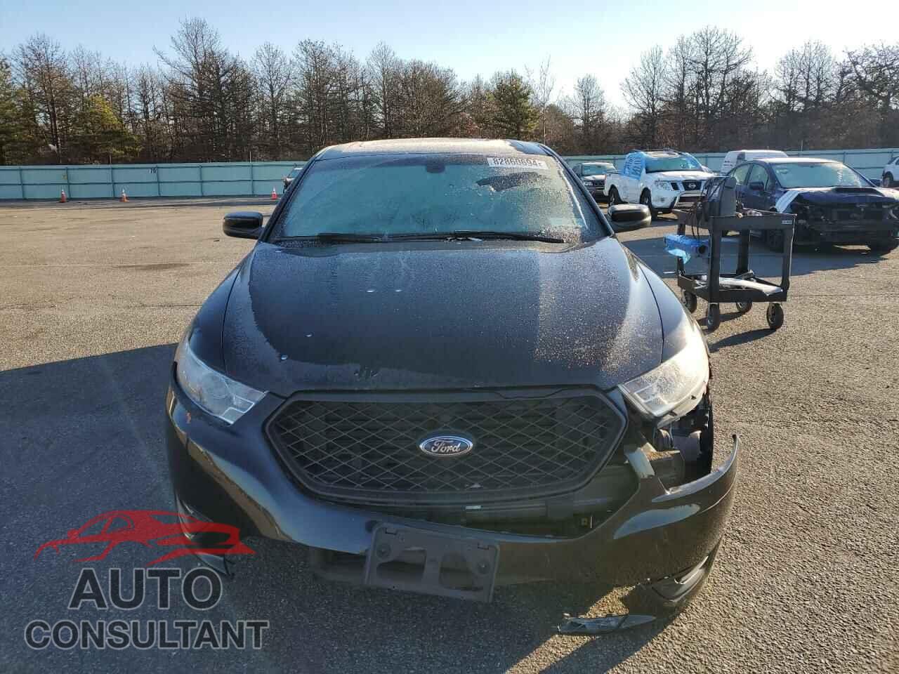 FORD TAURUS 2015 - 1FAHP2H83FG172176