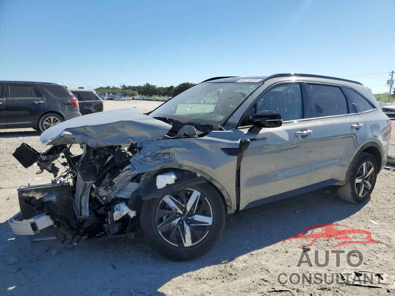 KIA SORENTO 2023 - 5XYRH4LF4PG227199