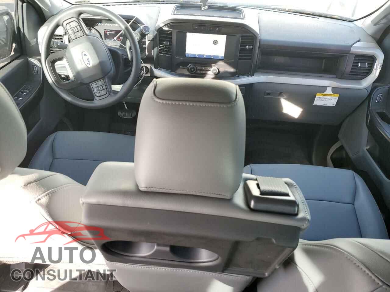 FORD F-150 2023 - 1FTEW1CB6PKF73670