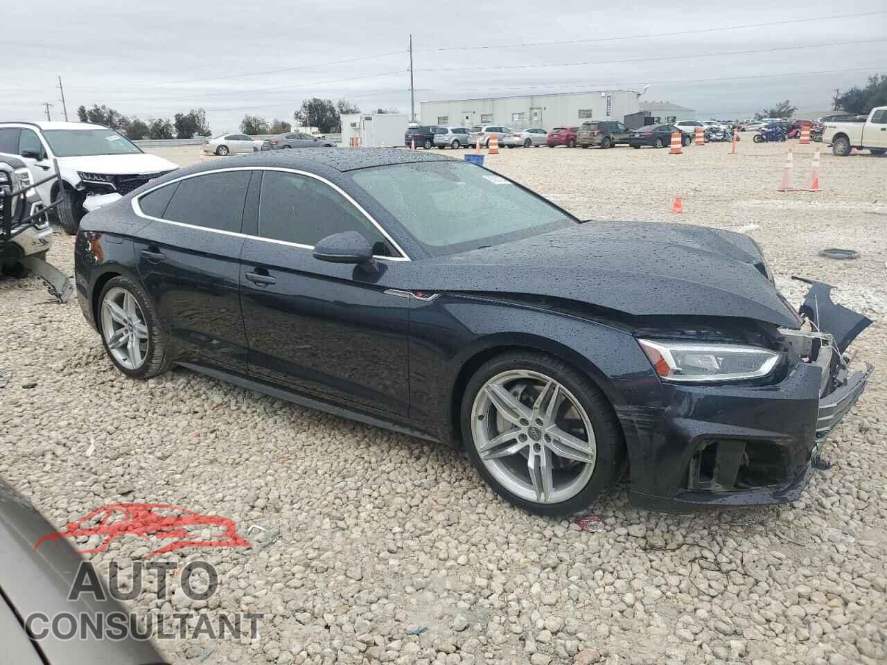 AUDI A5 2018 - WAUENCF50JA007731