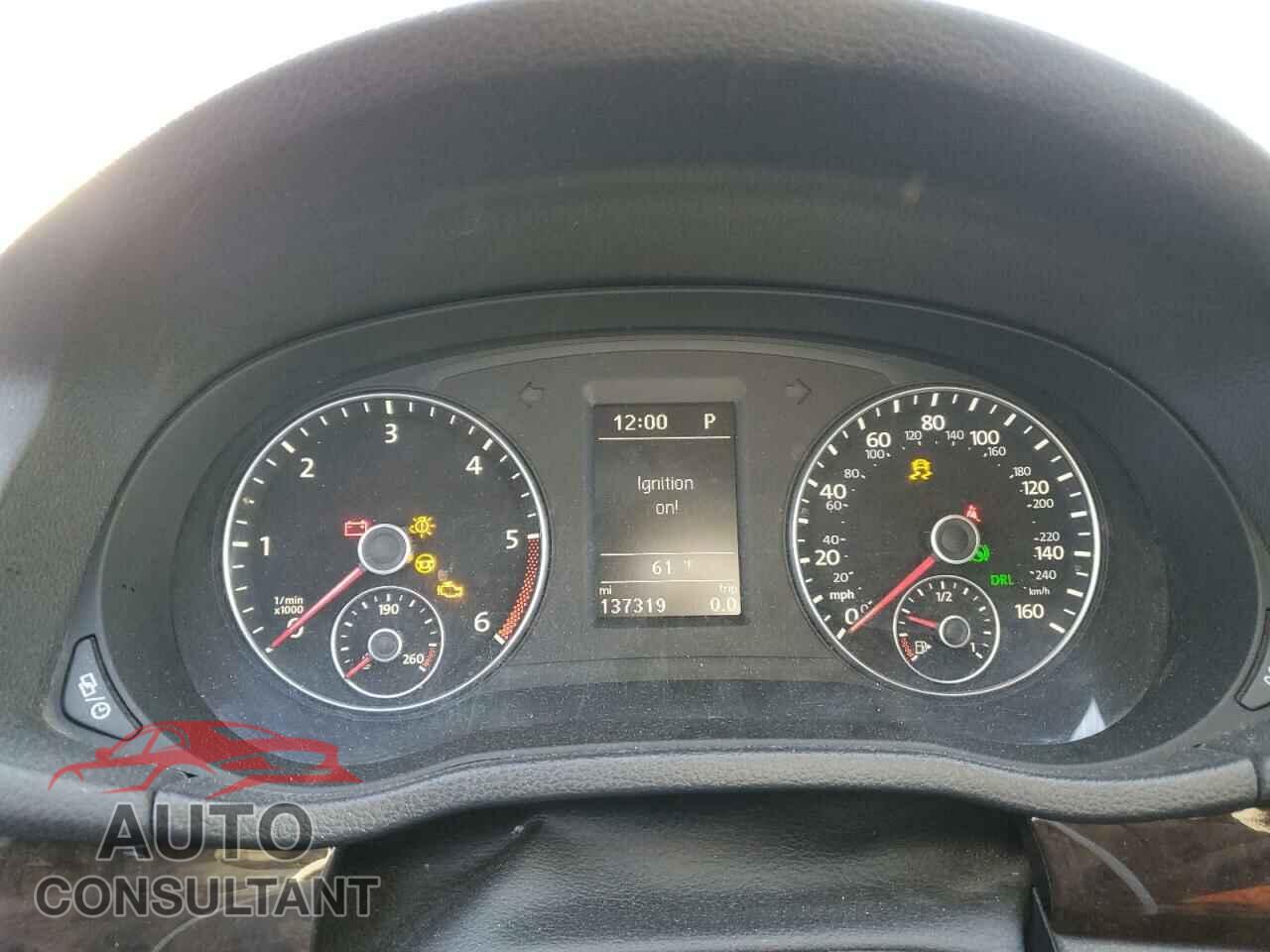 VOLKSWAGEN PASSAT 2014 - 1VWCN7A30EC062517