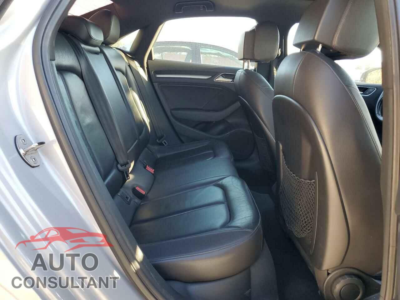 AUDI A3 2016 - WAUA7GFF5G1060622
