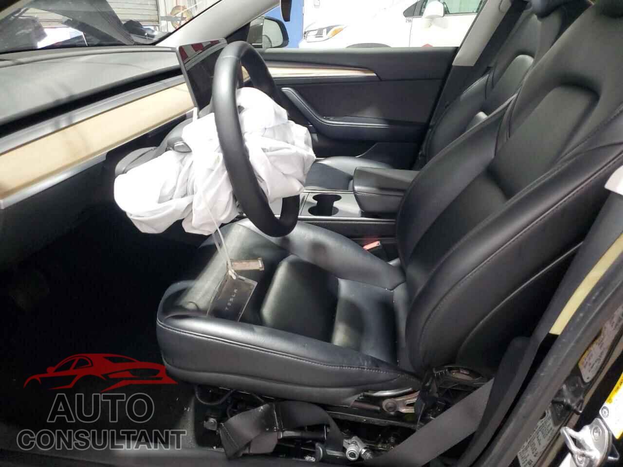 TESLA MODEL 3 2022 - 5YJ3E1EA7NF370621